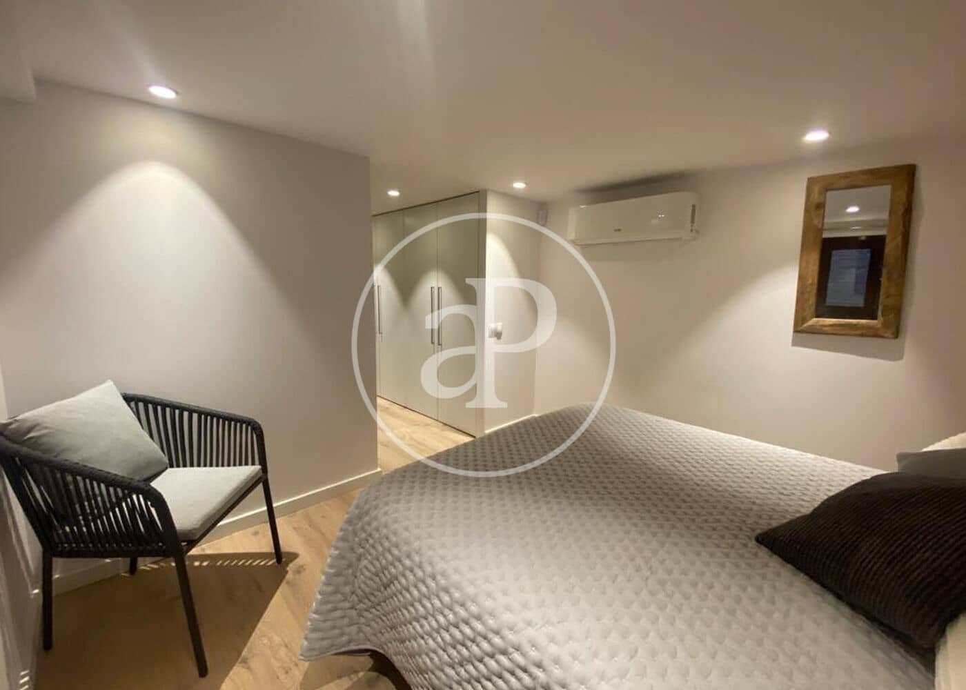 2 bedroom Apartment for sale in Barcelona city - € 410,000 (Ref: 9965269)