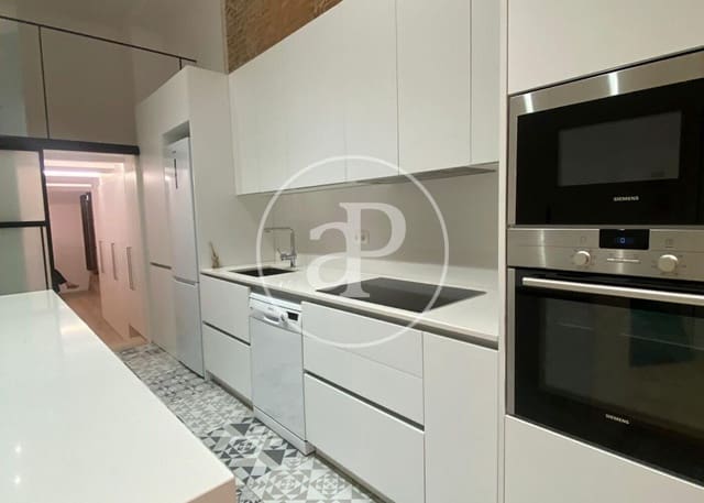 2 soveværelse Lejlighed til salg i El Barri Gòtic, Barcelona by - € 410.000 (Ref: 9965269)