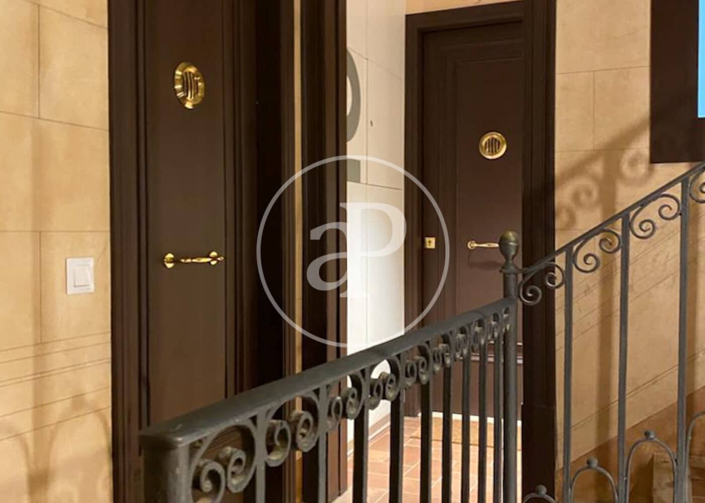 2 bedroom Apartment for sale in Barcelona city - € 410,000 (Ref: 9965269)