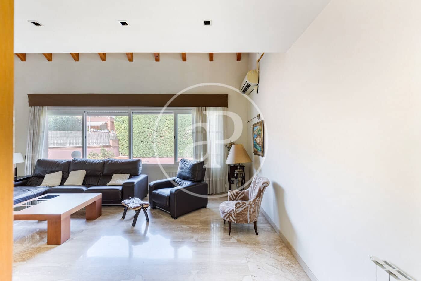 5 bedroom Villa for sale in Mira-Sol with pool - € 1,245,000 (Ref: 9965270)