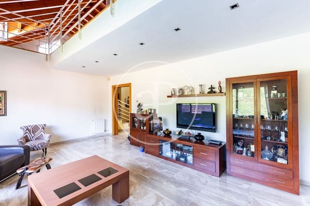 5 sovrum Villa till salu i Mira-Sol, Sant Cugat del Vallès med pool - 1 245 000 € (Ref: 9965270)