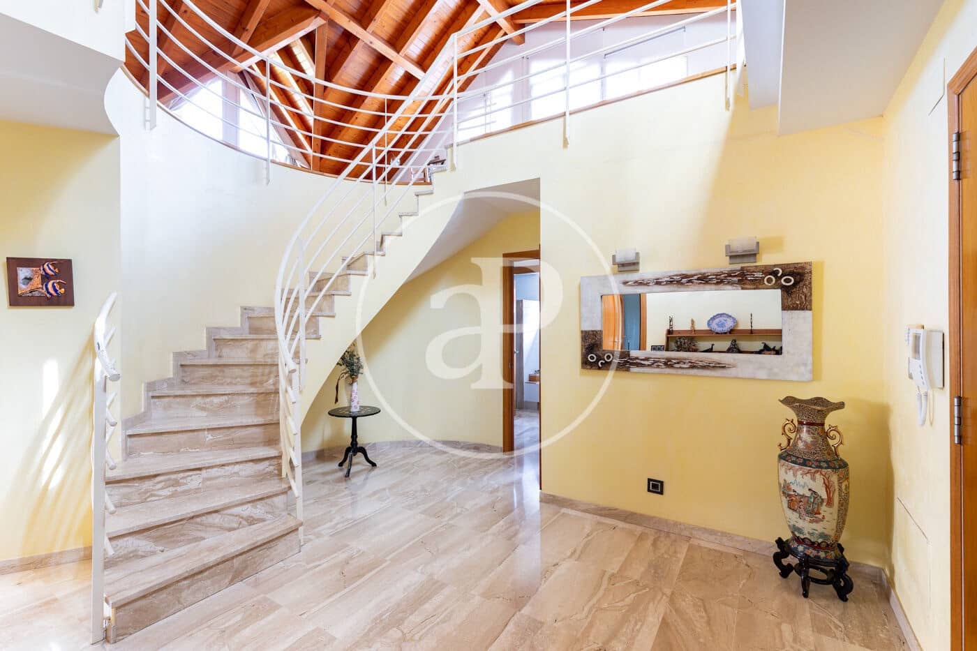 5 bedroom Villa for sale in Mira-Sol with pool - € 1,245,000 (Ref: 9965270)