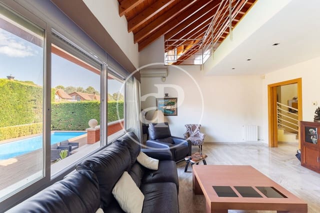5 sovrum Villa till salu i Mira-Sol, Sant Cugat del Vallès med pool - 1 245 000 € (Ref: 9965270)