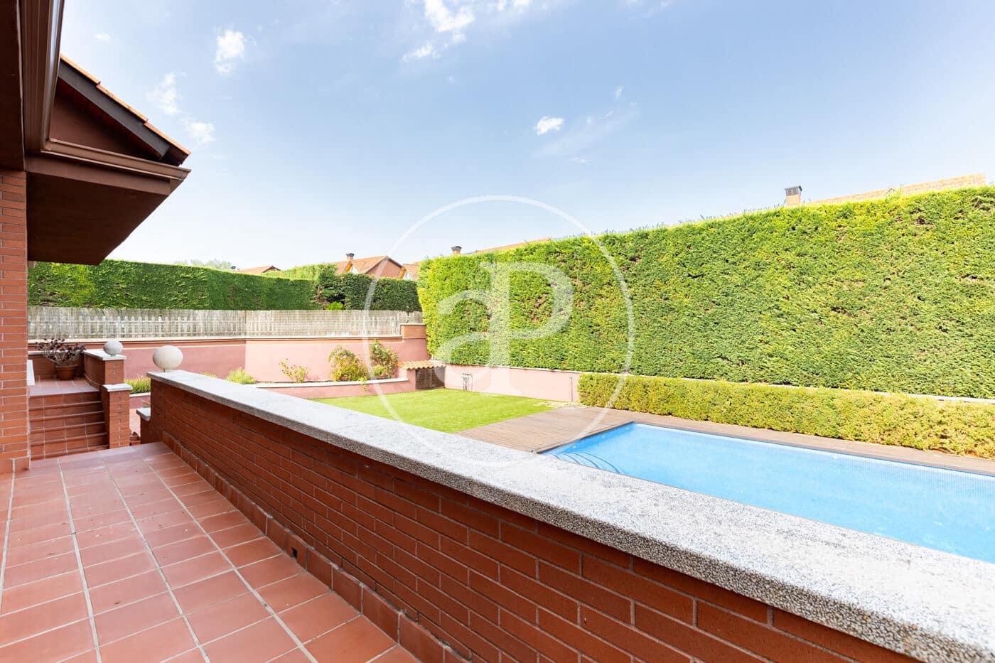 5 bedroom Villa for sale in Mira-Sol with pool - € 1,245,000 (Ref: 9965270)