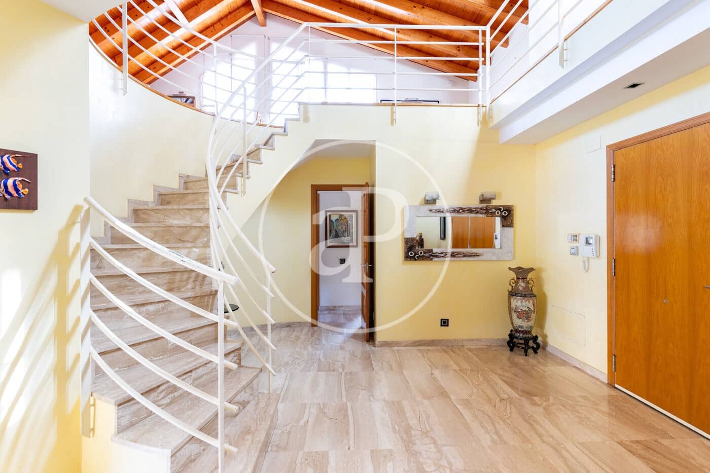 5 bedroom Villa for sale in Mira-Sol with pool - € 1,245,000 (Ref: 9965270)