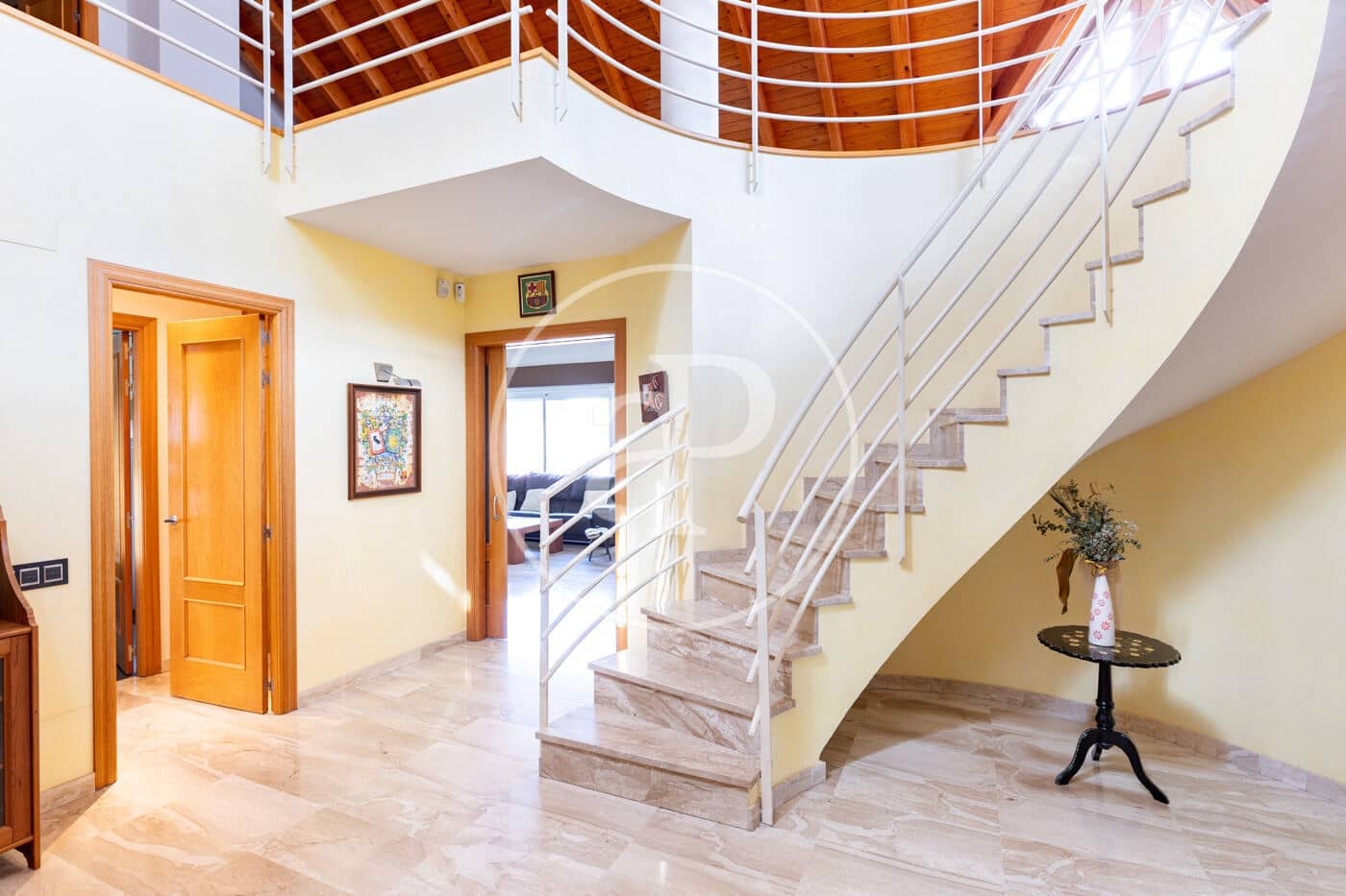 5 bedroom Villa for sale in Mira-Sol with pool - € 1,245,000 (Ref: 9965270)