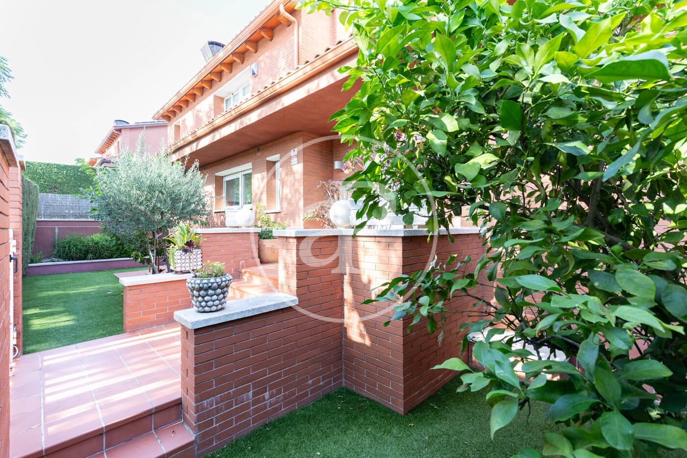 5 bedroom Villa for sale in Mira-Sol with pool - € 1,245,000 (Ref: 9965270)