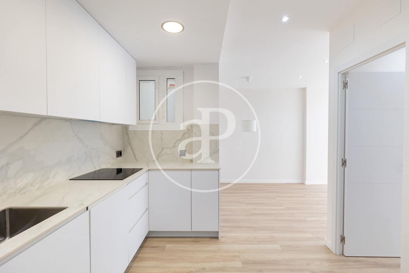 3 soverom Leilighet til salgs i Barcelona by - € 499 000 (Ref: 9966638)