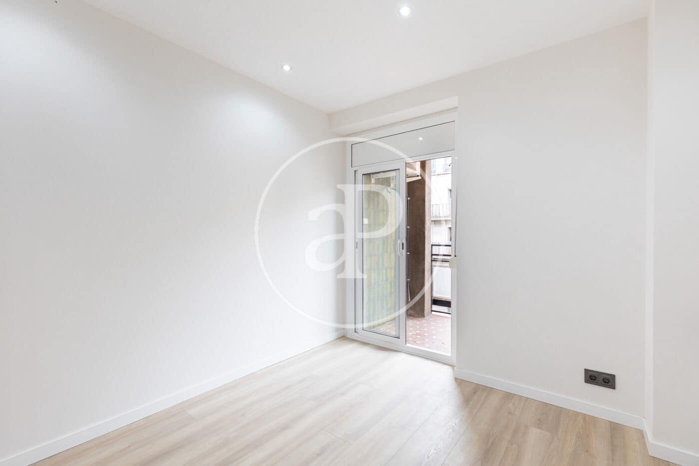 3 soverom Leilighet til salgs i Barcelona by - € 499 000 (Ref: 9966638)