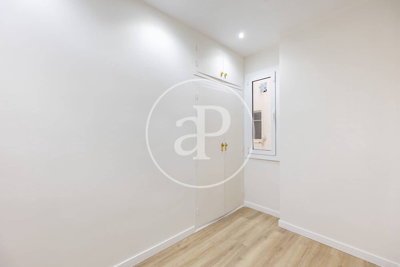 3 soverom Leilighet til salgs i Barcelona by - € 499 000 (Ref: 9966638)
