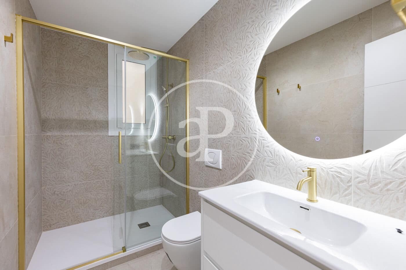3 soverom Leilighet til salgs i Barcelona by - € 499 000 (Ref: 9966638)