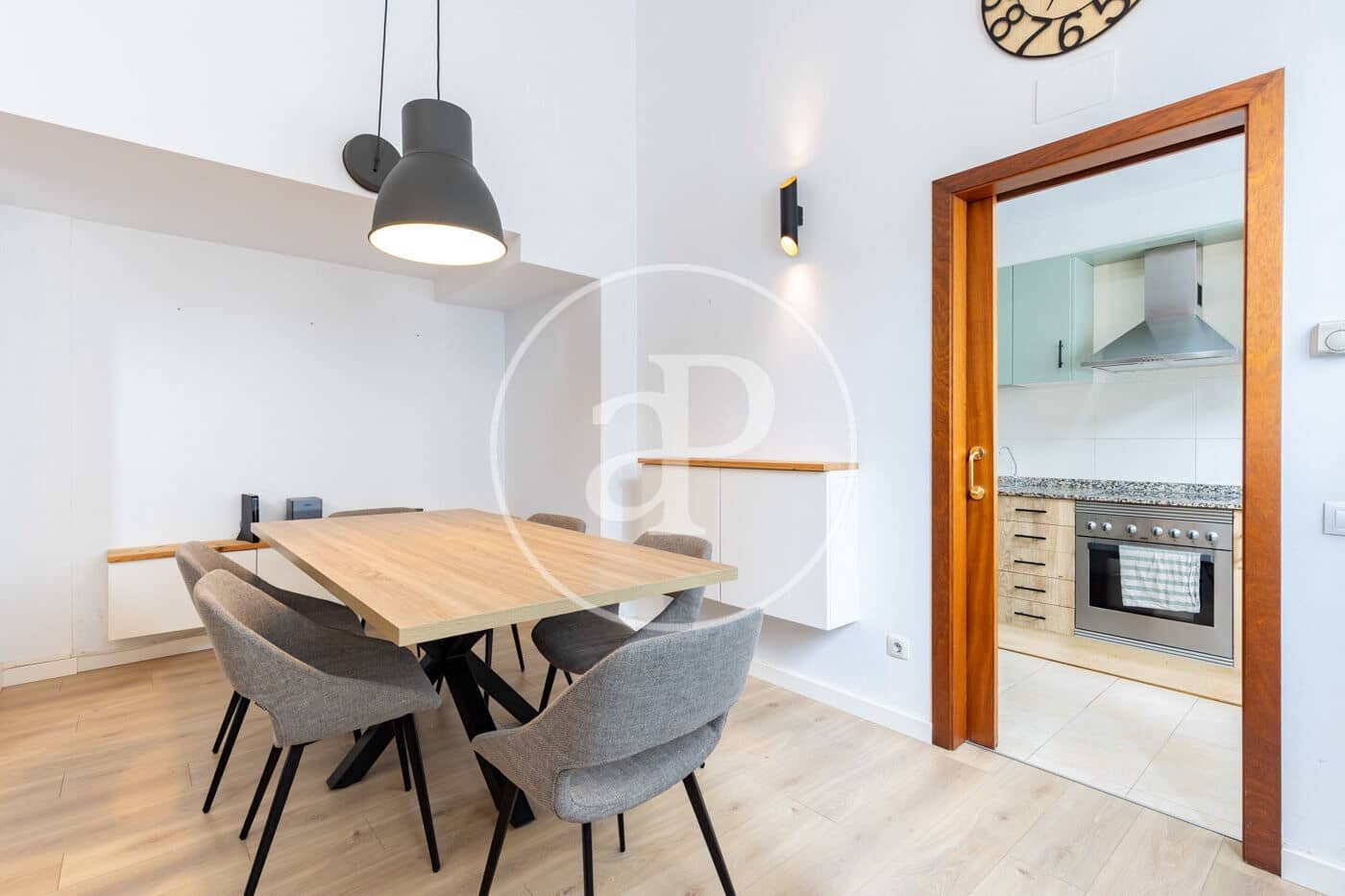 4 bedroom Apartment for sale in Cerdanyola del Valles - € 420,000 (Ref: 9966639)