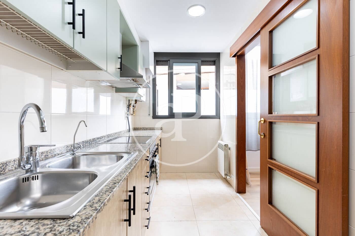 4 bedroom Apartment for sale in Cerdanyola del Valles - € 420,000 (Ref: 9966639)