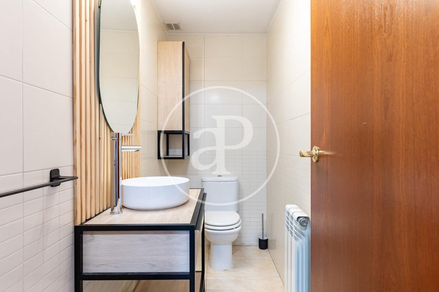4 bedroom Apartment for sale in Cerdanyola del Valles - € 420,000 (Ref: 9966639)