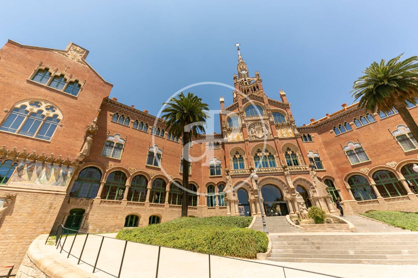 Leilighet til salgs i Barcelona by med svømmebasseng - € 575 000 (Ref: 9966643)