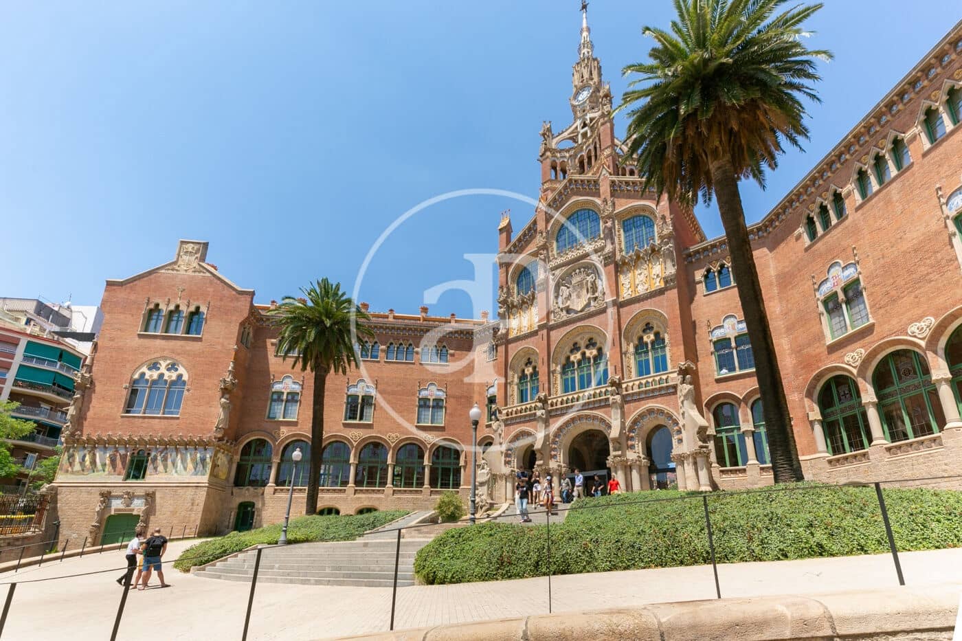 Leilighet til salgs i Barcelona by med svømmebasseng - € 675 000 (Ref: 9966644)