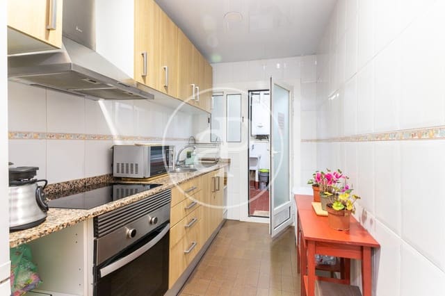 3 camera da letto Appartamento da affittare in La Nova Esquerra de L'Eixample, Barcelona città - 1.827 € (Rif: 9966646)
