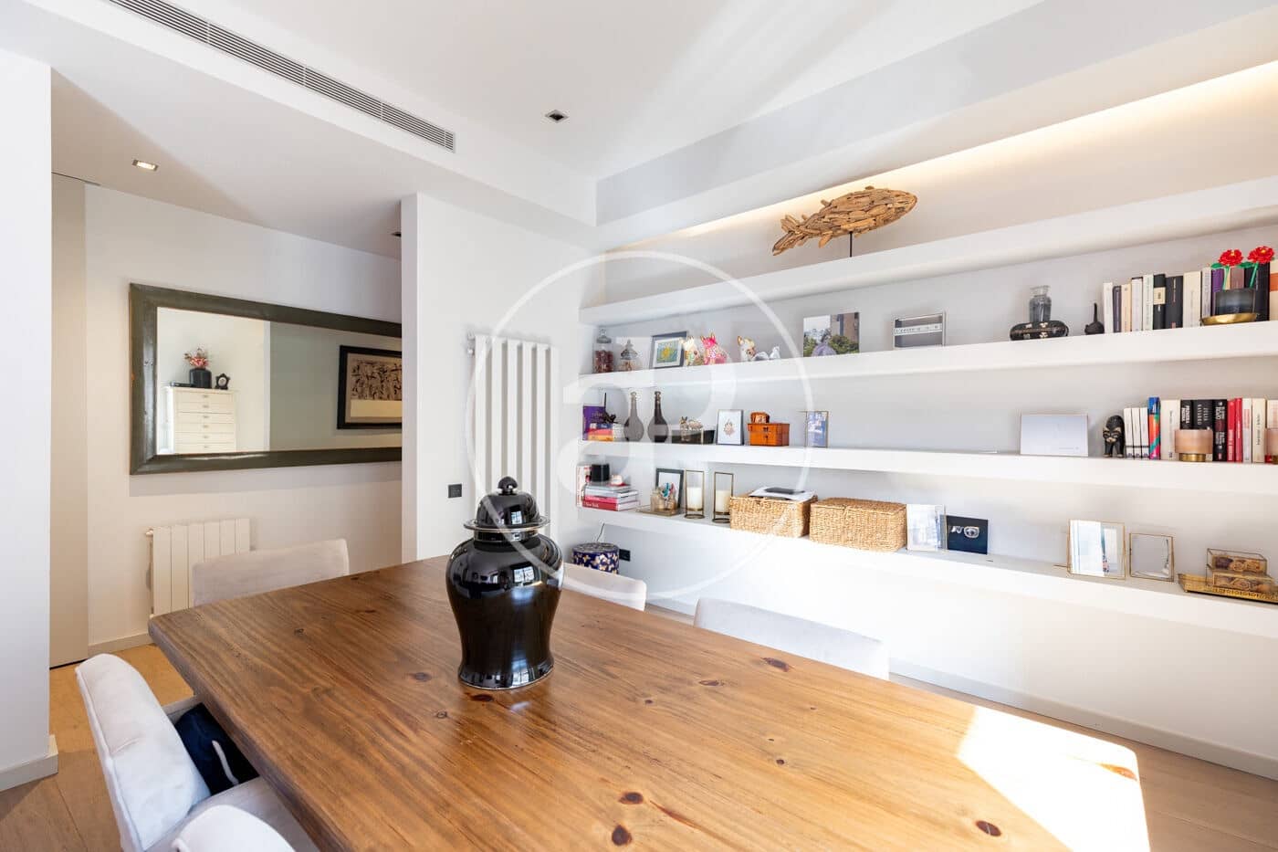 3 bedroom Apartment for sale in Barcelona city - € 1,215,000 (Ref: 9966647)
