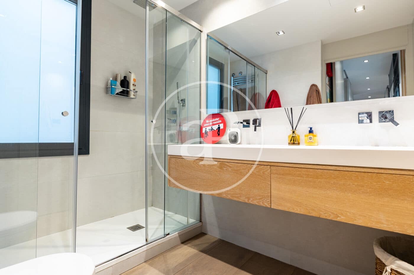 3 bedroom Apartment for sale in Barcelona city - € 1,215,000 (Ref: 9966647)