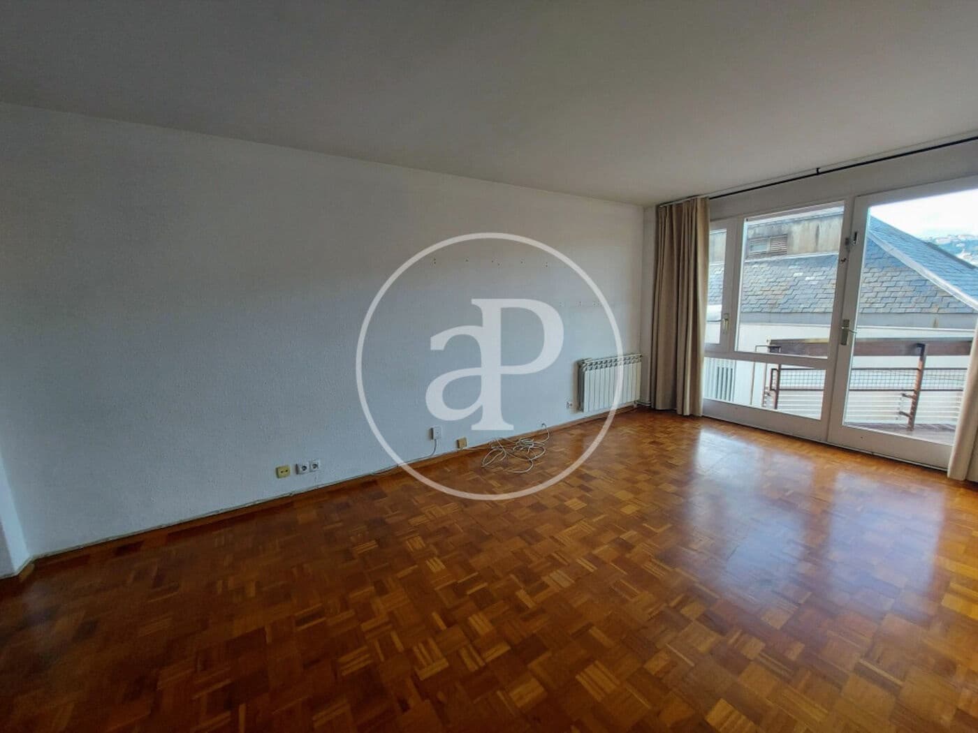 Apartamento de 4 habitaciones en Barcelona ciudad en venta - 720.000 € (Ref: 9970592)