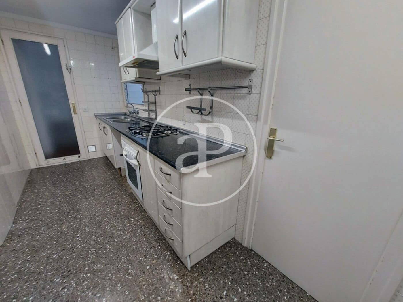Apartamento de 4 habitaciones en Barcelona ciudad en venta - 720.000 € (Ref: 9970592)