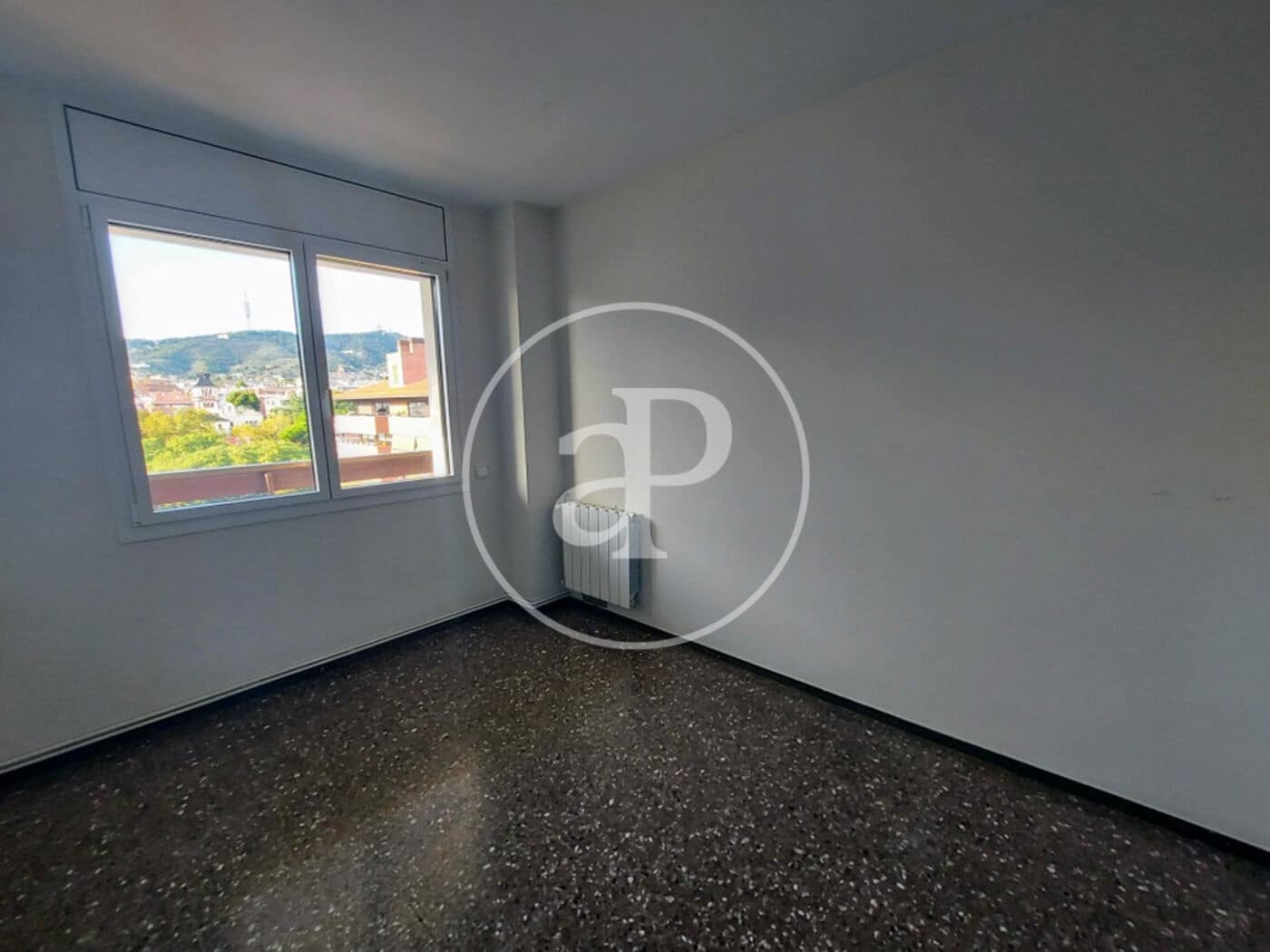Apartamento de 4 habitaciones en Barcelona ciudad en venta - 720.000 € (Ref: 9970592)