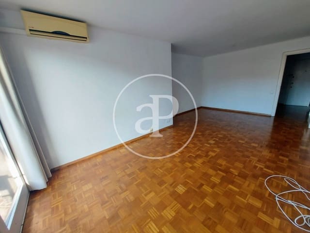Apartamento de 4 habitaciones en Les Tres Torres, Barcelona ciudad en venta - 720.000 € (Ref: 9970592)