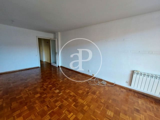Apartamento de 4 habitaciones en Les Tres Torres, Barcelona ciudad en venta - 720.000 € (Ref: 9970592)