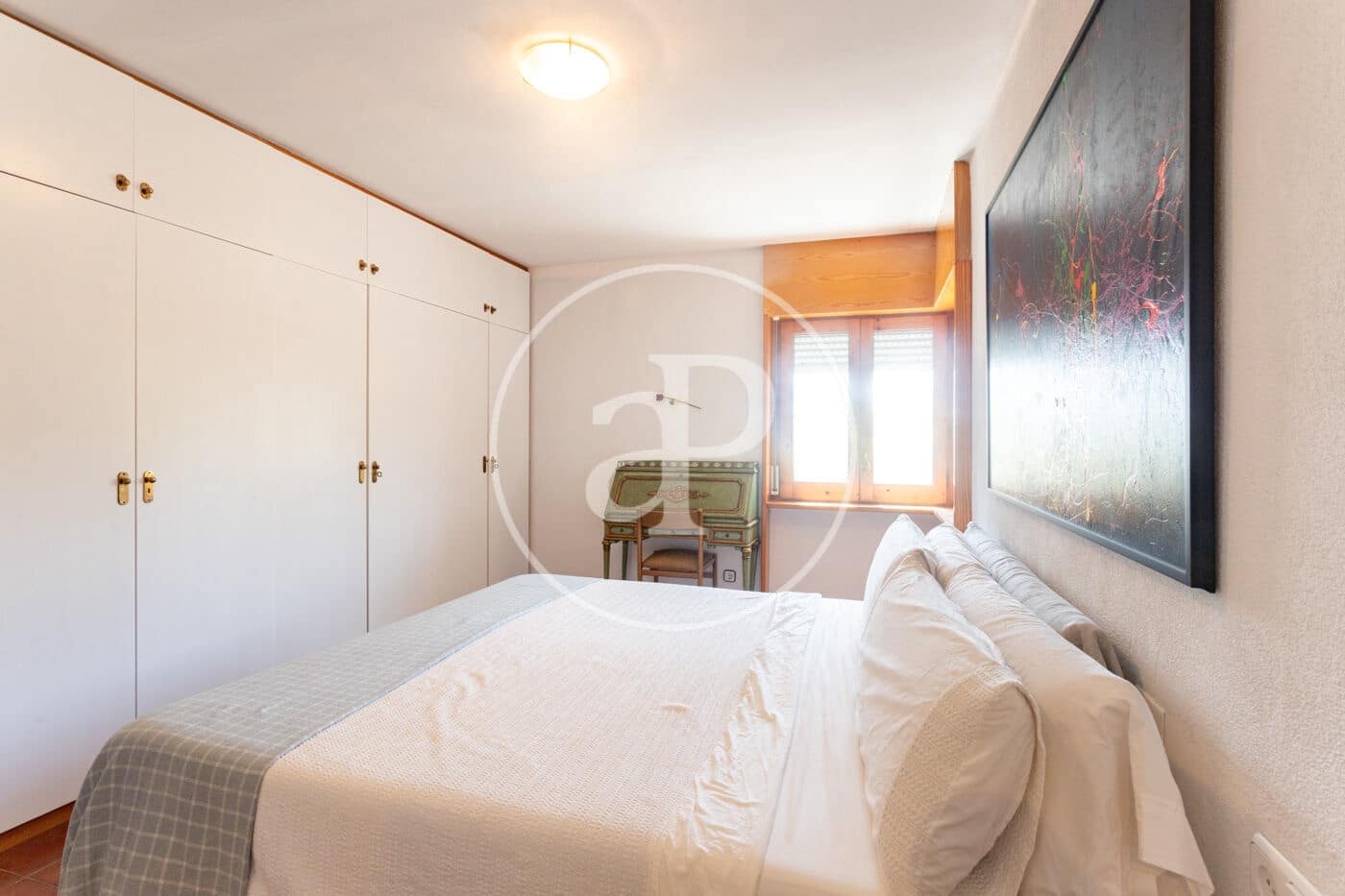 3 soverom Villa til leie i Barcelona by med garasje - € 3 013 (Ref: 9970593)