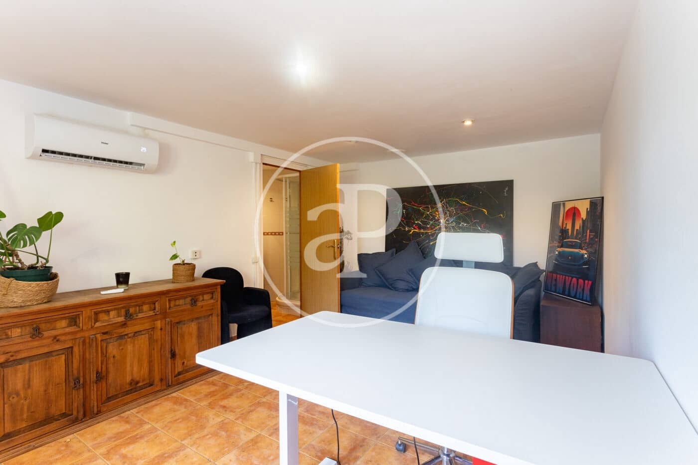 3 soverom Villa til leie i Barcelona by med garasje - € 3 013 (Ref: 9970593)