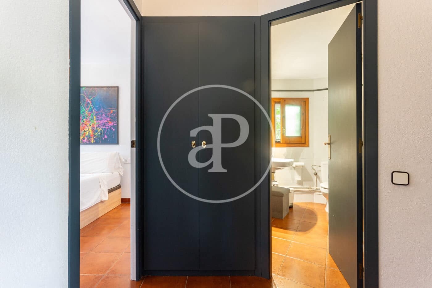 3 soverom Villa til leie i Barcelona by med garasje - € 3 013 (Ref: 9970593)