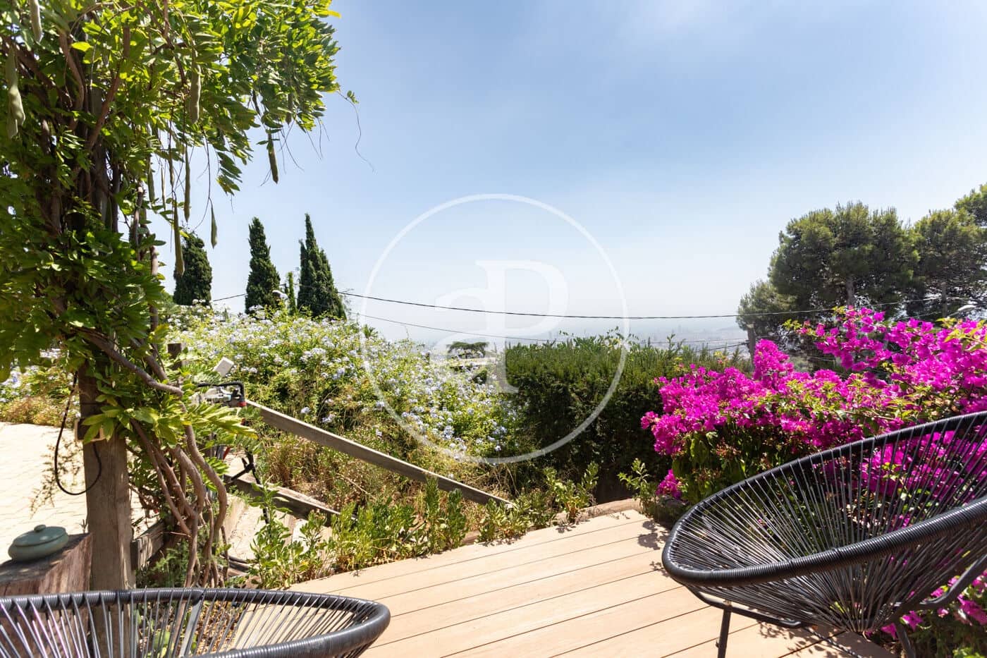 3 soverom Villa til leie i Barcelona by med garasje - € 3 013 (Ref: 9970593)