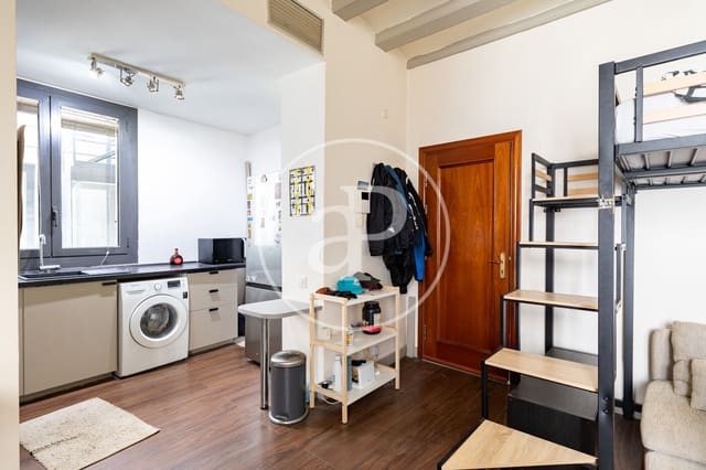 1 chambre Appartement à vendre à Sant Pere, Santa Caterina i La Ribera, Barcelone ville - 280 000 € (Ref: 9970595)