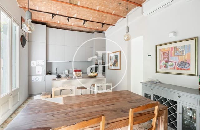 3 soverom Leilighet til leie i L'Antiga Esquerra de L'Eixample, Barcelona by - € 2 383 (Ref: 9973314)