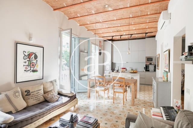 3 soverom Leilighet til leie i L'Antiga Esquerra de L'Eixample, Barcelona by - € 2 383 (Ref: 9973314)