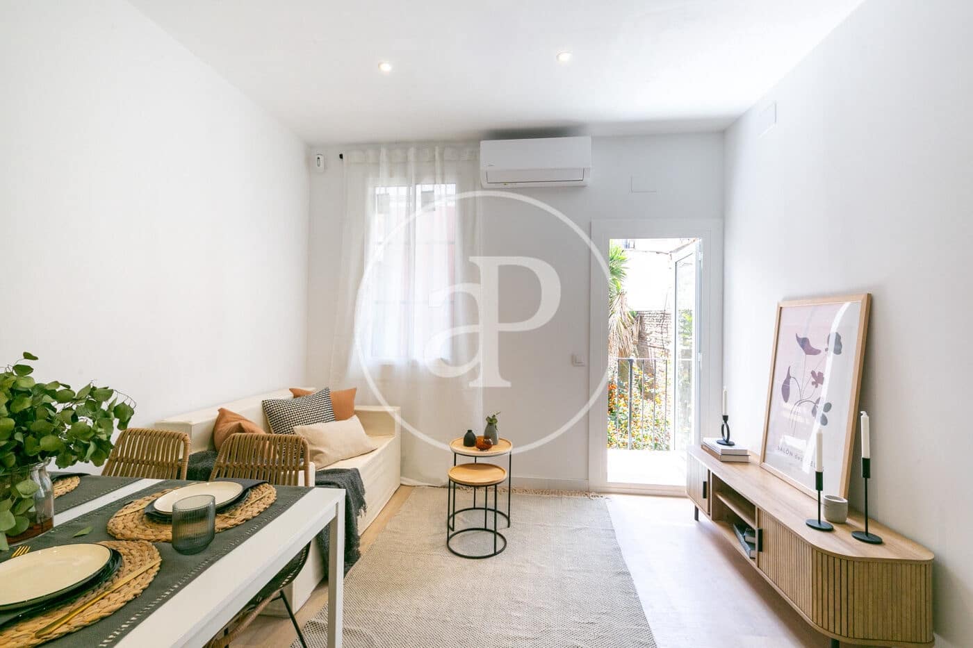 1 bedroom Apartment for sale in Barcelona city - € 330,000 (Ref: 9973315)