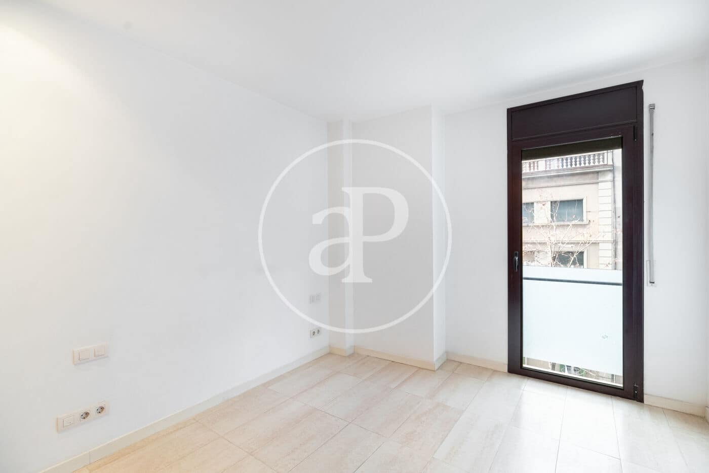 Apartamento de 2 habitaciones en Barcelona ciudad en venta - 430.000 € (Ref: 9973316)