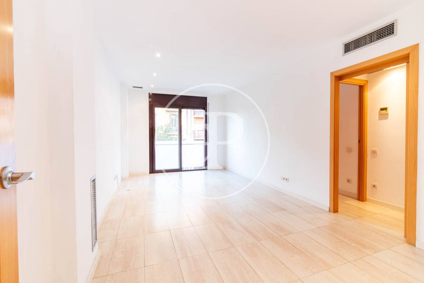 2 soveværelse Lejlighed til salg i Barcelona by - € 395.000 (Ref: 9973317)