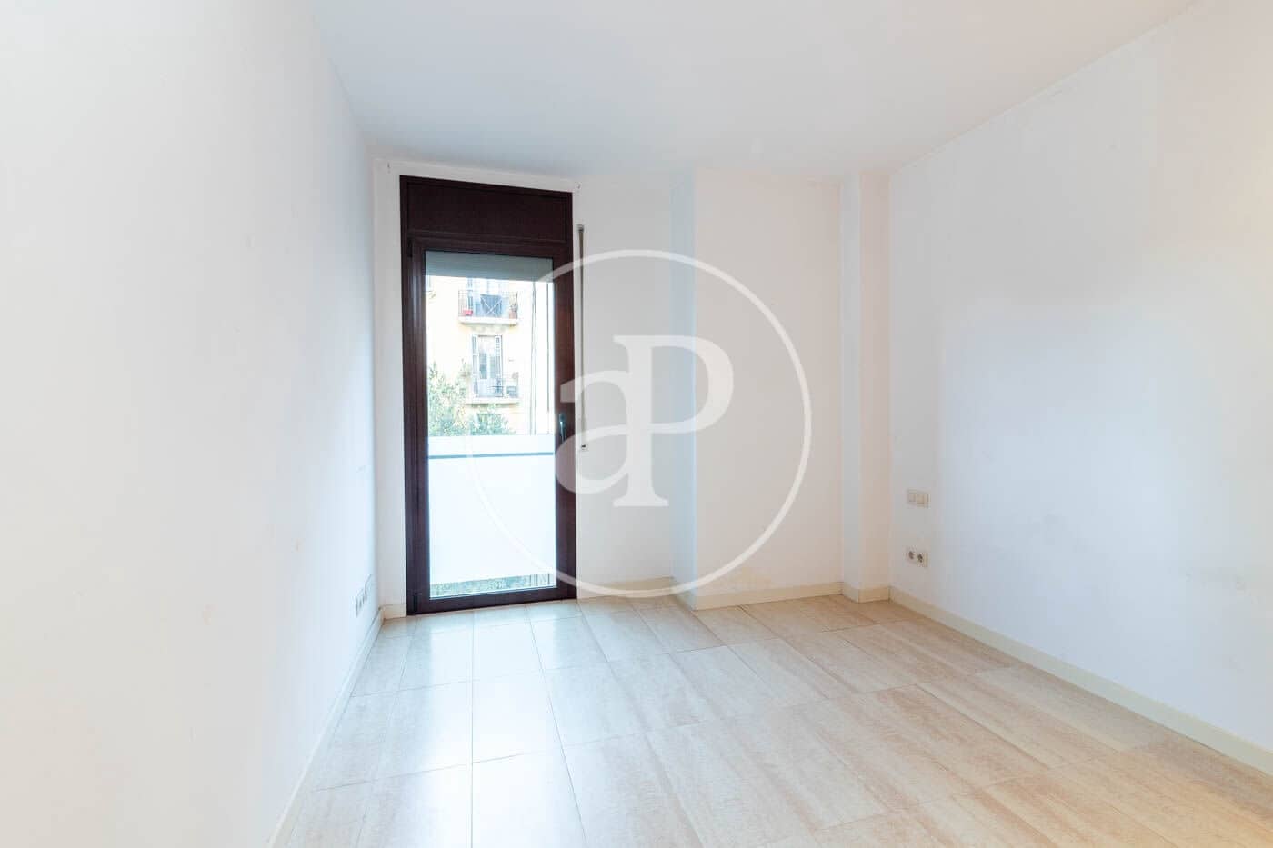 2 soveværelse Lejlighed til salg i Barcelona by - € 395.000 (Ref: 9973317)