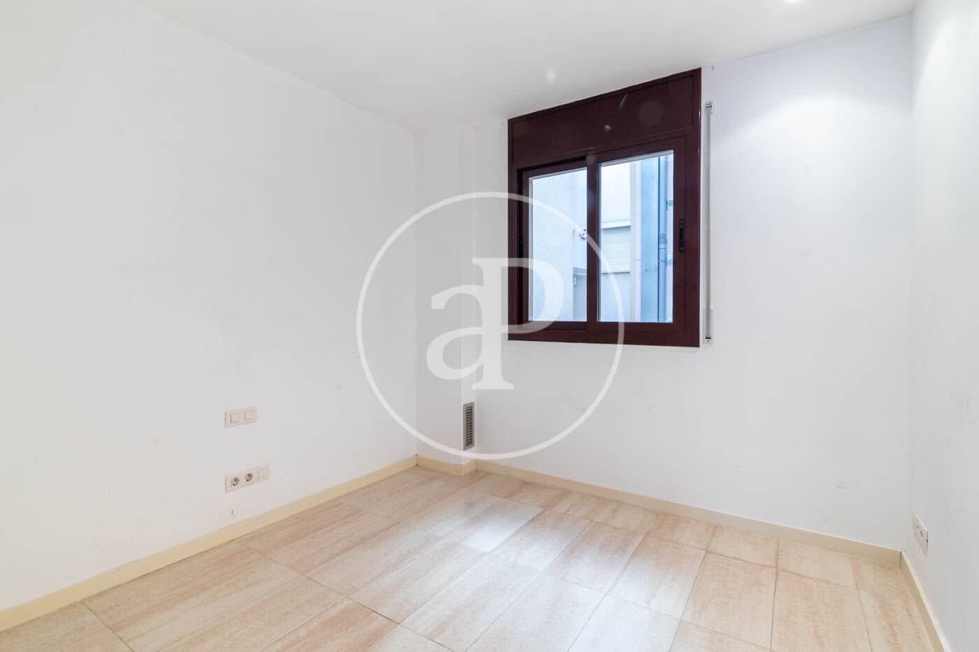 2 soveværelse Lejlighed til salg i Barcelona by - € 395.000 (Ref: 9973317)