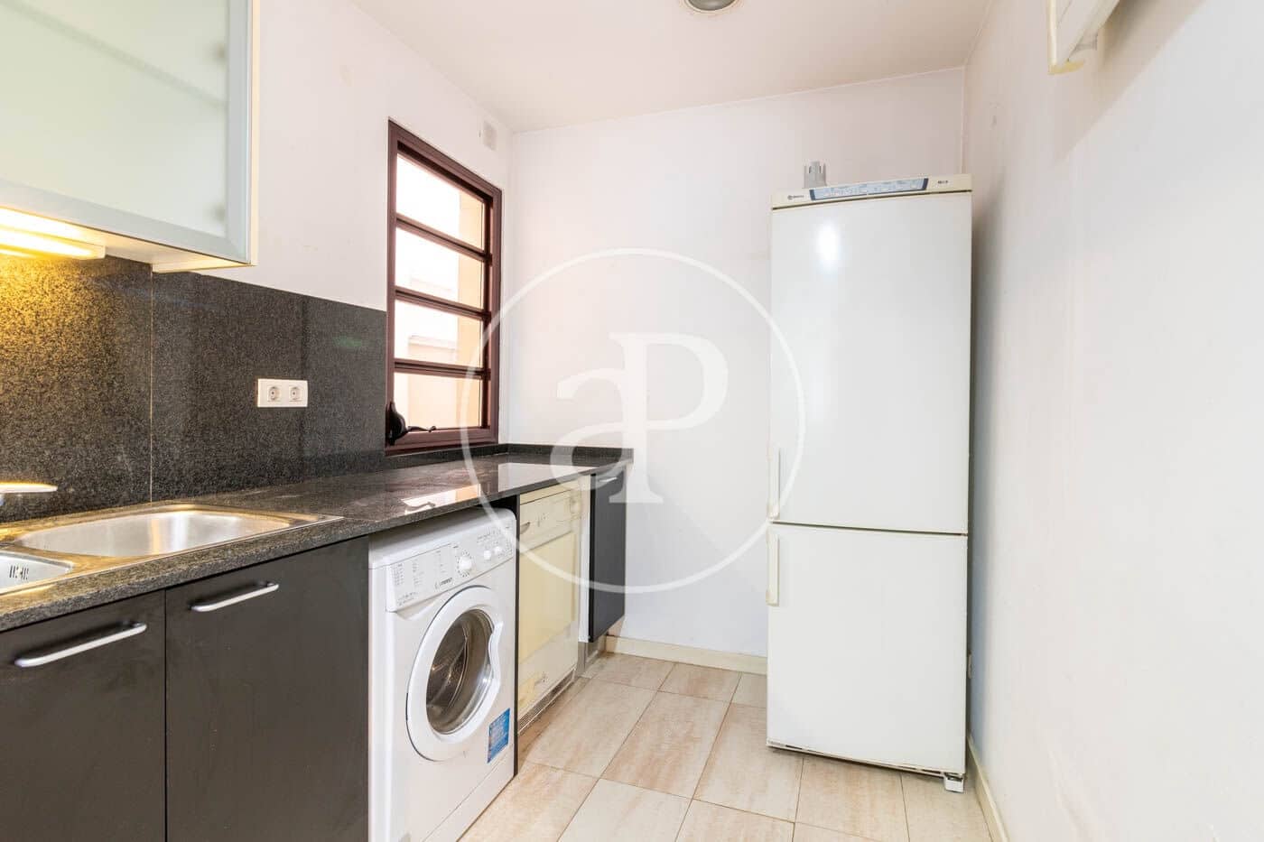 2 soveværelse Lejlighed til salg i Barcelona by - € 395.000 (Ref: 9973317)