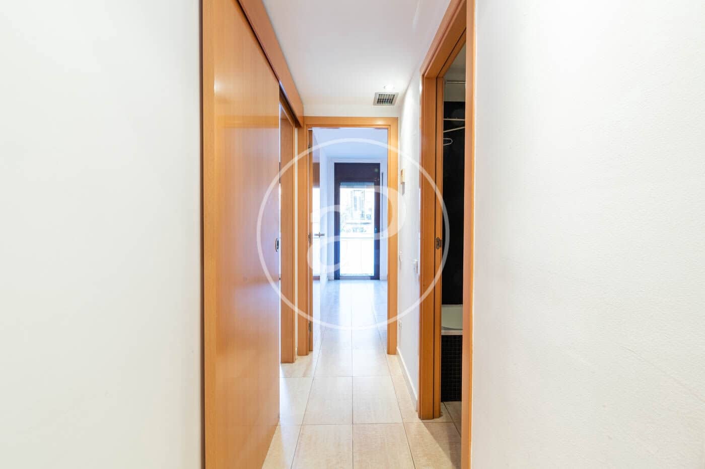 2 soveværelse Lejlighed til salg i Barcelona by - € 395.000 (Ref: 9973317)