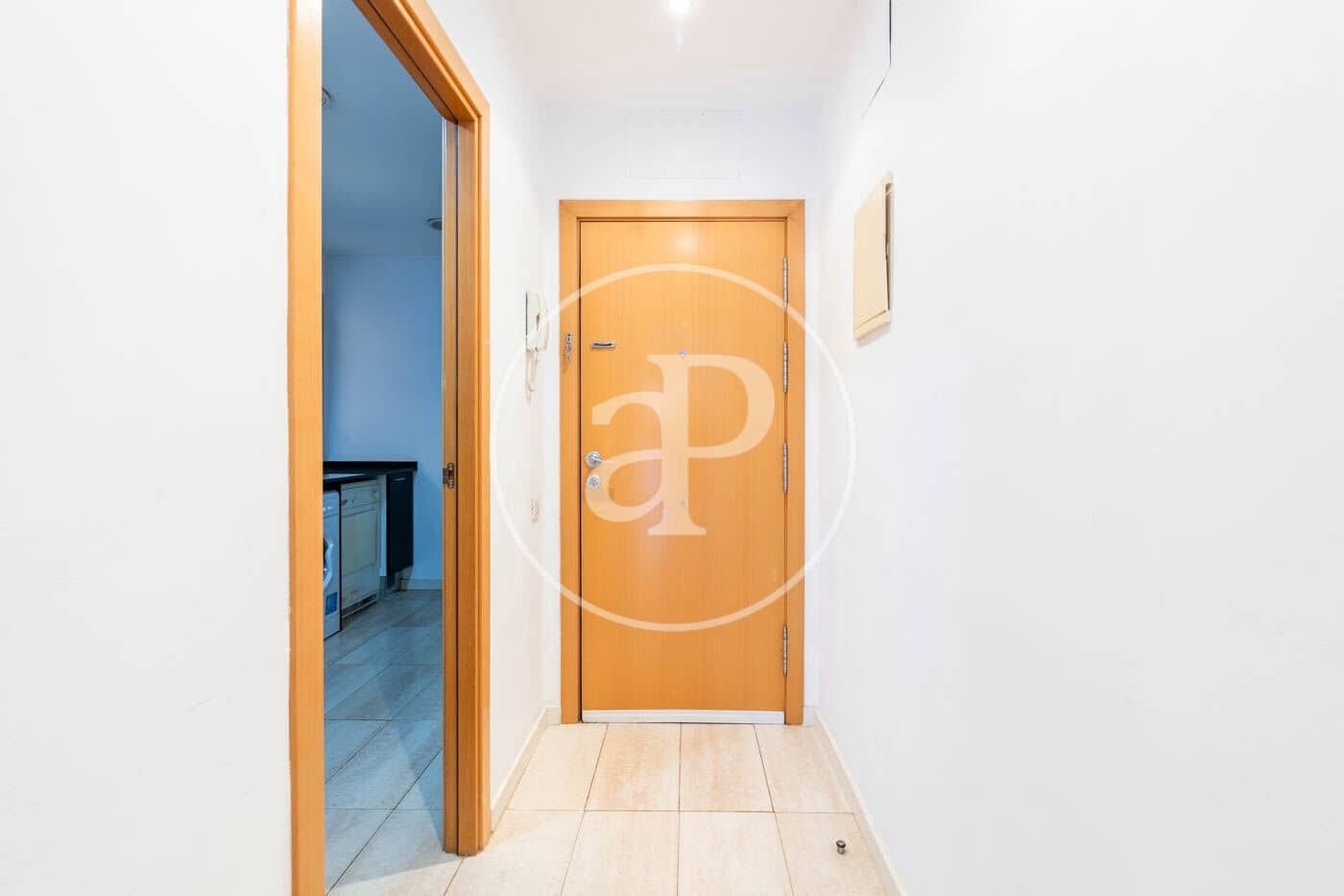 2 soveværelse Lejlighed til salg i Barcelona by - € 395.000 (Ref: 9973317)