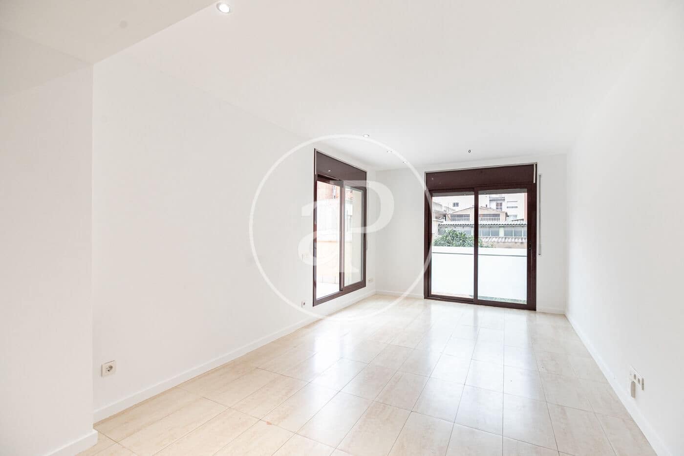 2 bedroom Apartment for sale in Barcelona city - € 420,000 (Ref: 9973318)