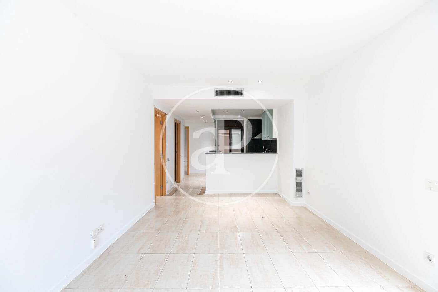 2 bedroom Apartment for sale in Barcelona city - € 420,000 (Ref: 9973318)