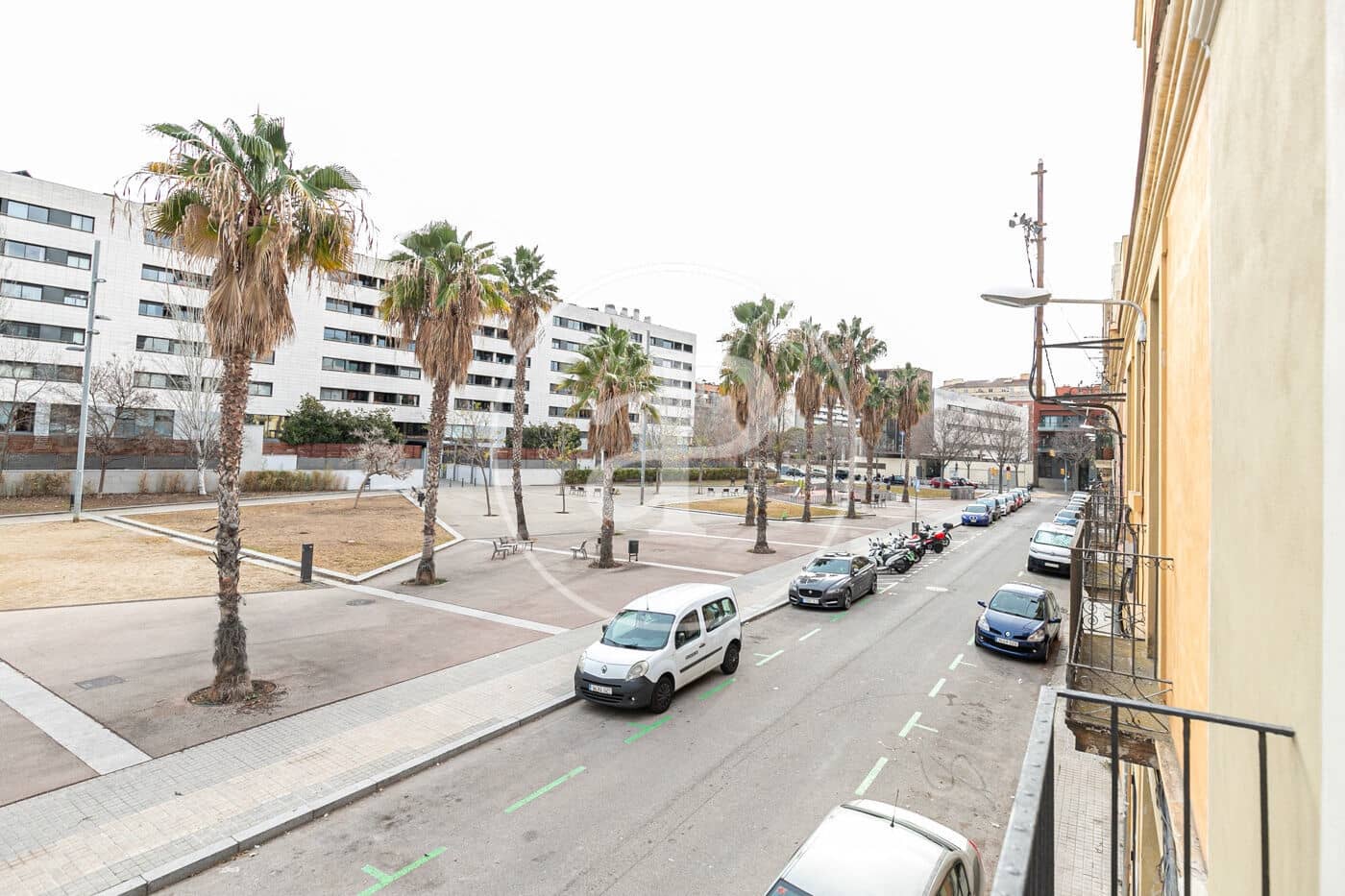 2 soveværelse Lejlighed til leje i Barcelona by - € 1.950 (Ref: 9975411)