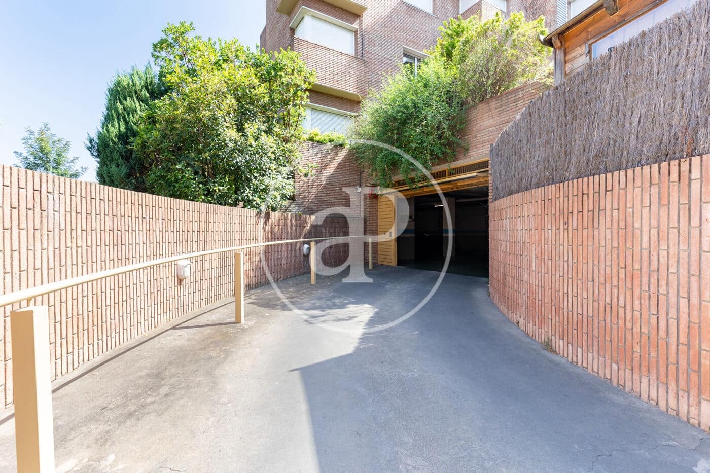 4 sypialnia Apartament na sprzedaż w Sant Cugat del Valles z basenem - 1 380 000 € (Ref: 9975414)