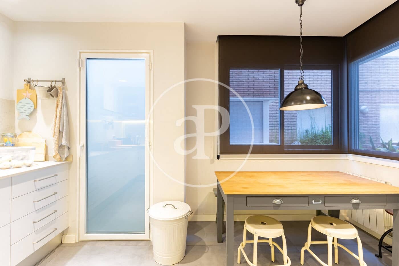 4 sypialnia Apartament na sprzedaż w Sant Cugat del Valles z basenem - 1 380 000 € (Ref: 9975414)