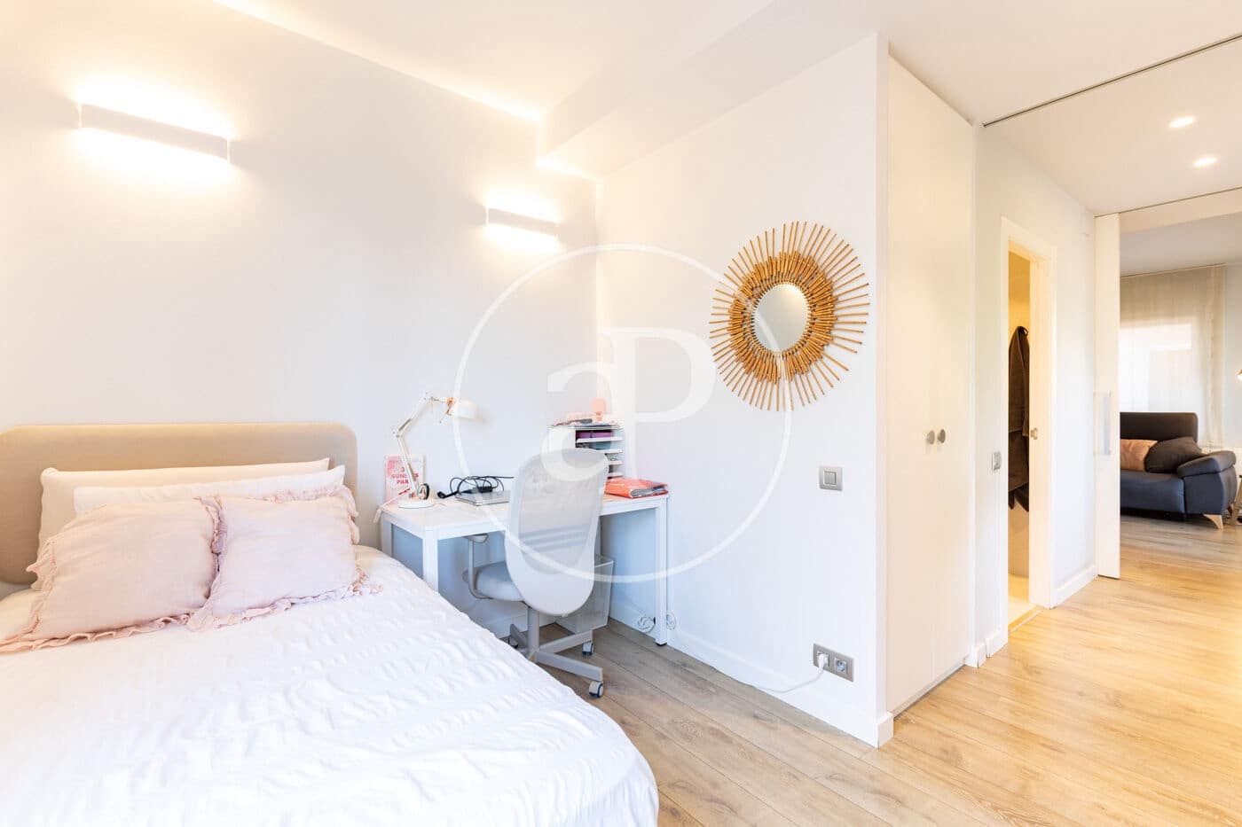 4 sypialnia Apartament na sprzedaż w Sant Cugat del Valles z basenem - 1 380 000 € (Ref: 9975414)
