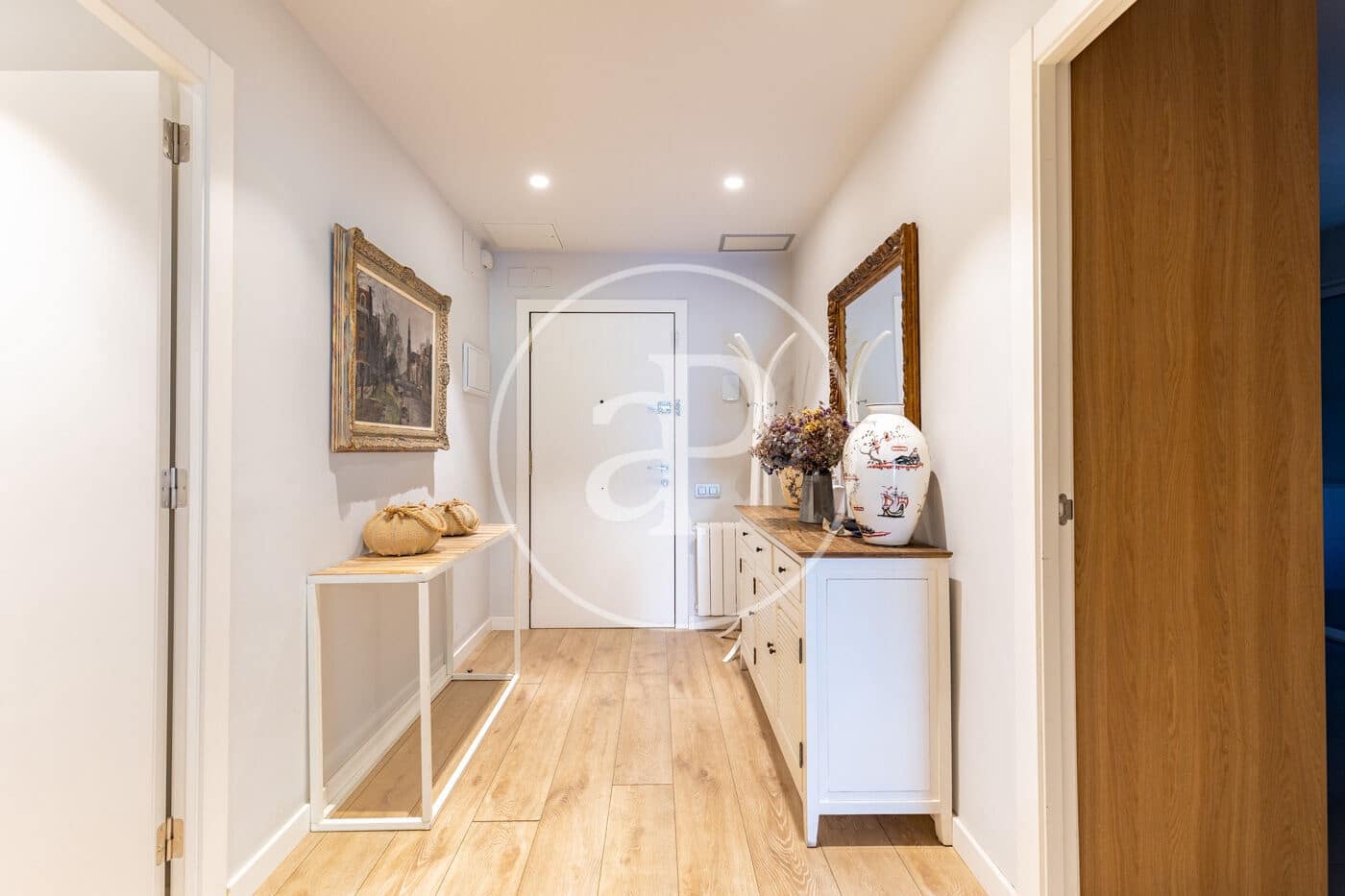 4 sypialnia Apartament na sprzedaż w Sant Cugat del Valles z basenem - 1 380 000 € (Ref: 9975414)
